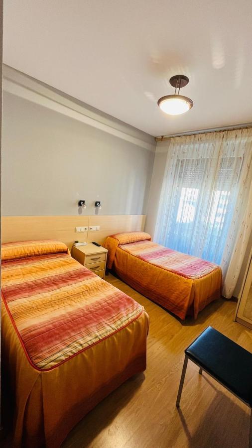 Hostal Hispanico I Salamanca Buitenkant foto