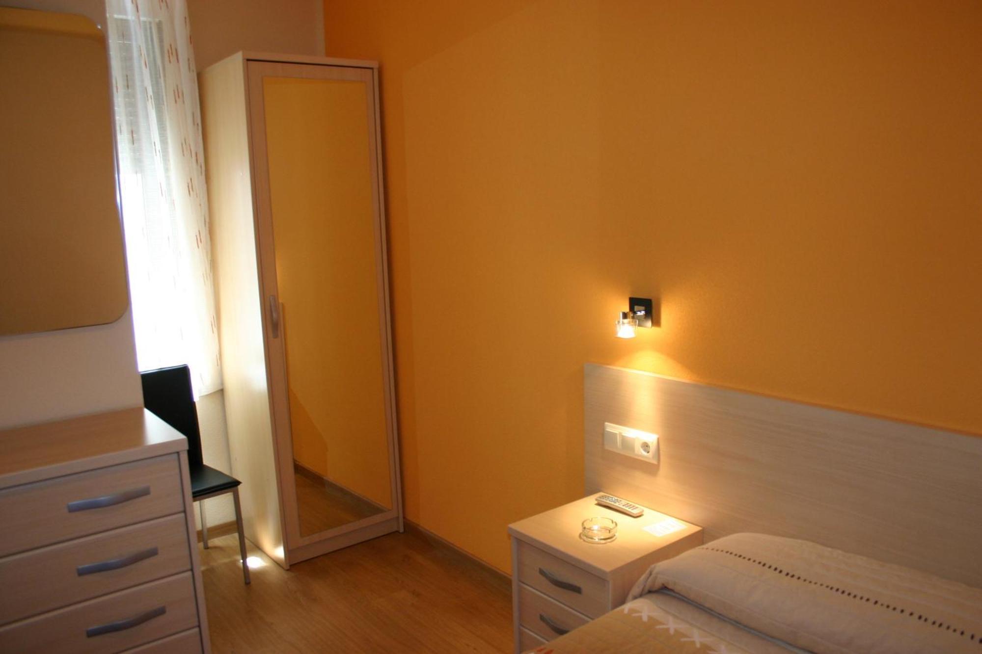 Hostal Hispanico I Salamanca Buitenkant foto
